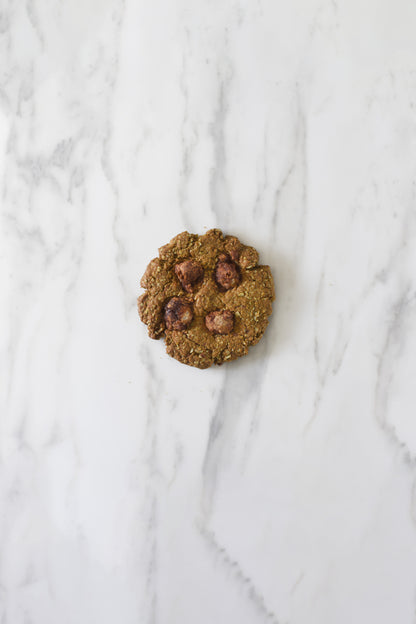 Matcha Caramel Macadamia Cookie